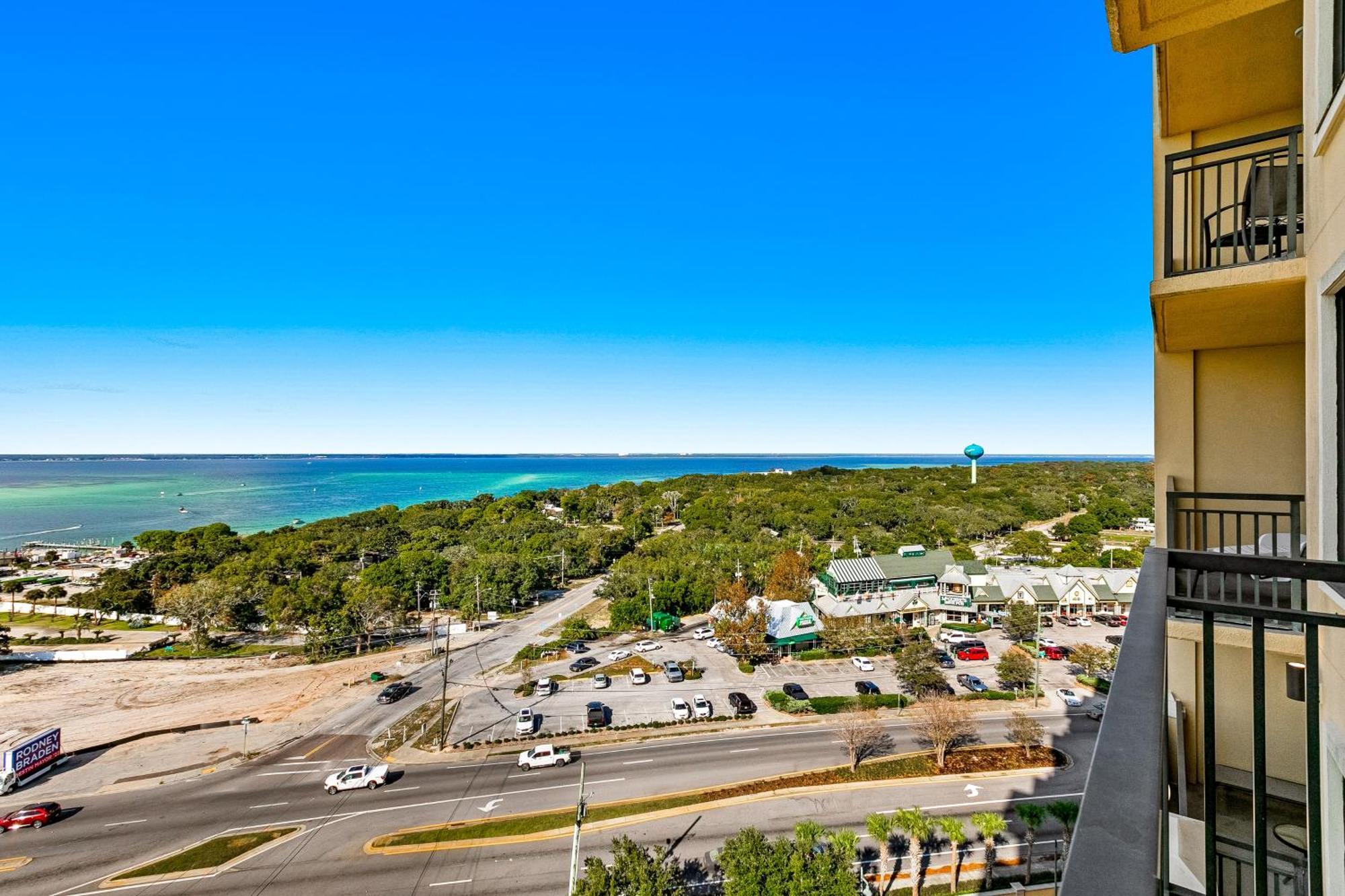 Emerald Grande Destin Zimmer foto