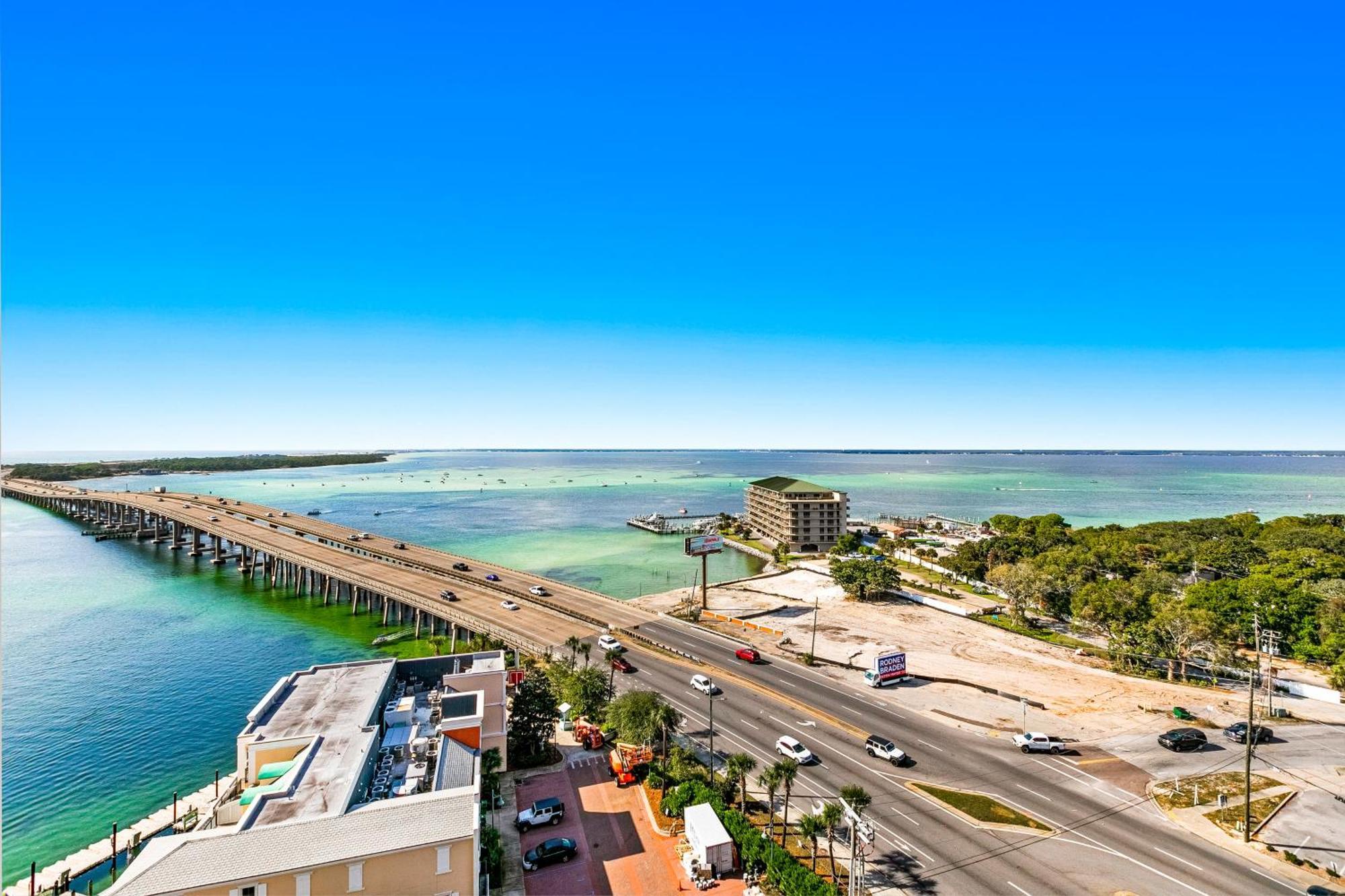 Emerald Grande Destin Zimmer foto
