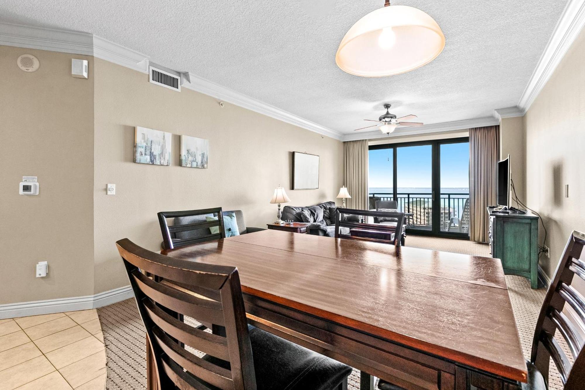 Emerald Grande Destin Zimmer foto