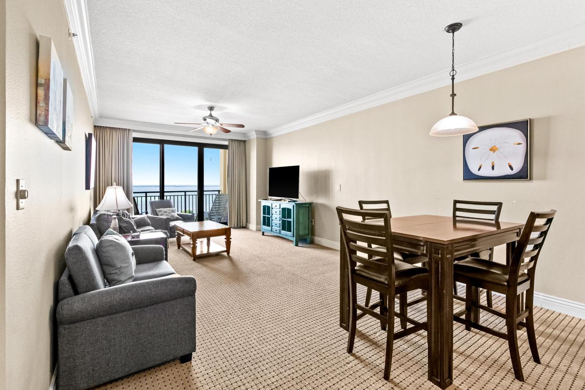 Emerald Grande Destin Zimmer foto
